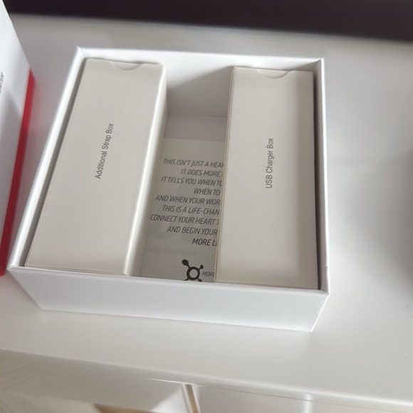 Orangetheory Black Fitness Tracker - Picture 5 of 5